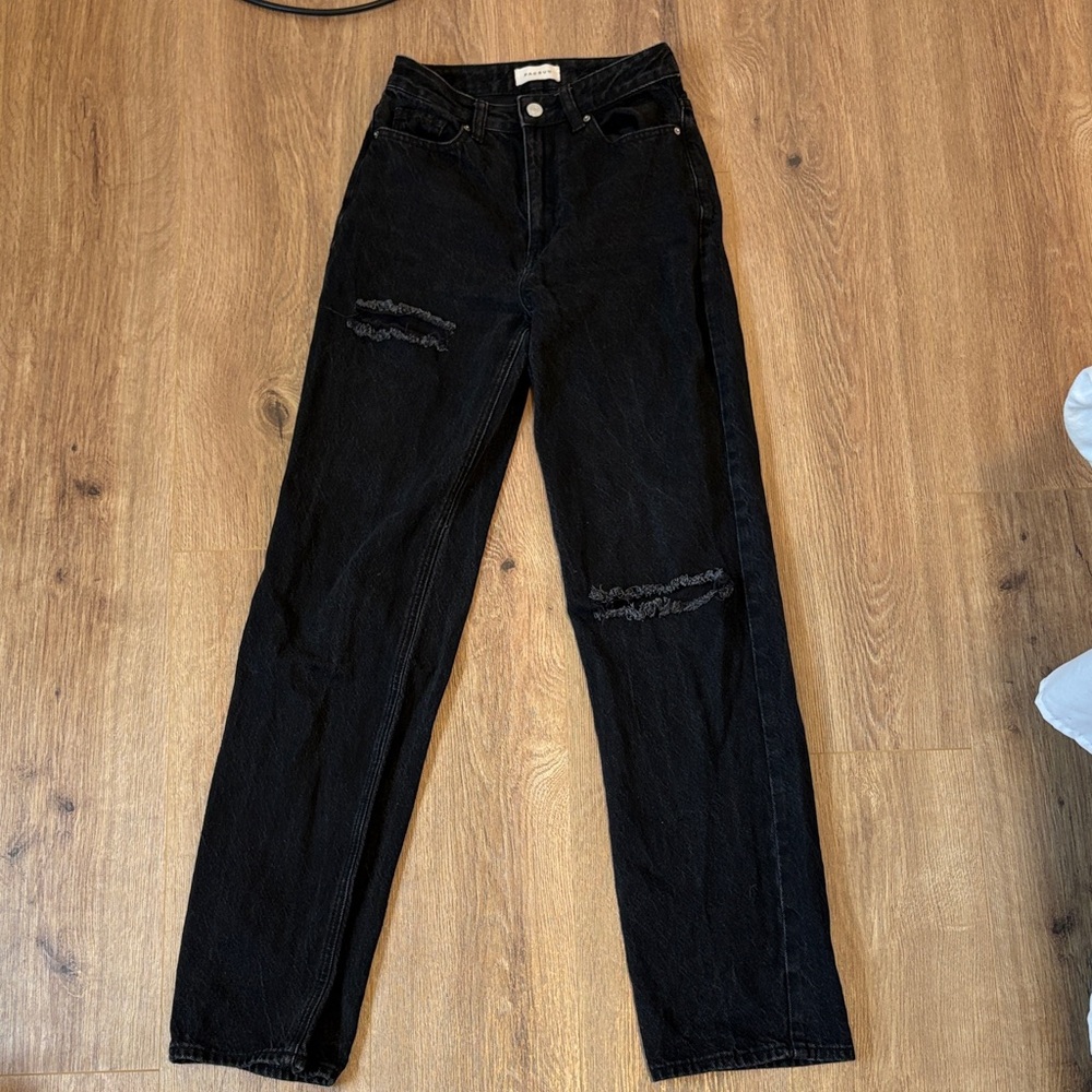 PacSun Black 90s boyfriend Jeans with Knee Distress
